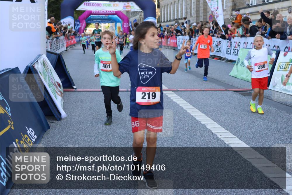 06.09.2026 - CURREX Alsterlauf Strokosch-Dieckow http://msf.ph/oto/10149406 06.09.2026 10:53:46 Ziel 154, 159, 164, 169, 177, 214, 219, 257, 259, 265, 286, 354, 389, 401, 422, 442, 8094, 8112, 8123, 8252 meine-sportfotos.de