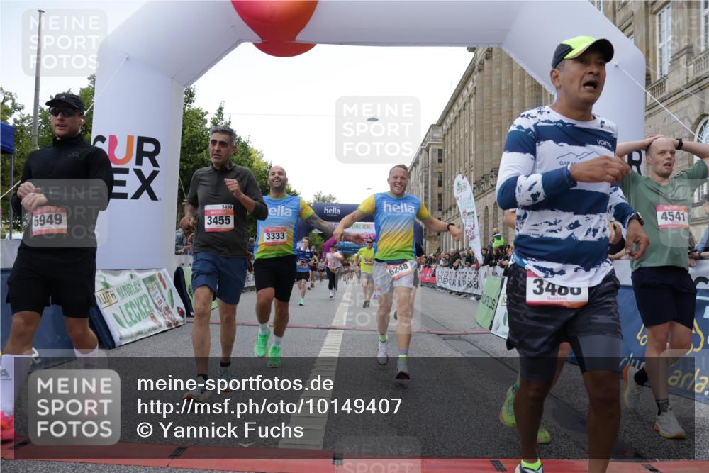 06.09.2026 - CURREX Alsterlauf Yannick Fuchs http://msf.ph/oto/10149407 06.09.2026 09:50:21 Ziel 2256, 2453, 2720, 2878, 3333, 3455, 3475, 3488, 4541, 4568, 4700, 4840, 5006, 5191, 5264, 5326, 5949, 5981, 6077, 6248, 6274, 8156, 8256, 8278 meine-sportfotos.de