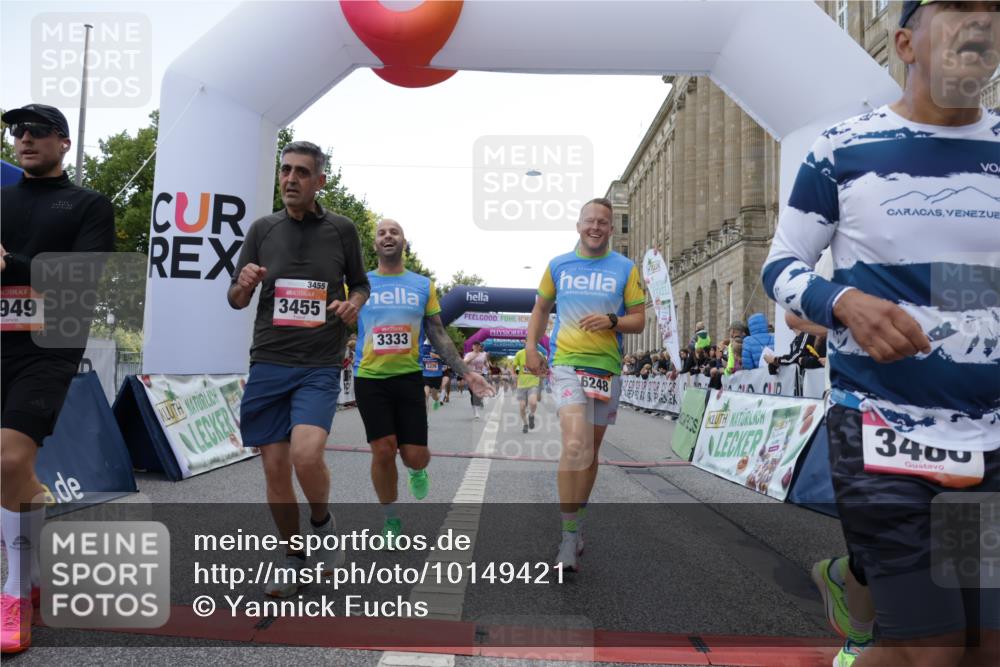 06.09.2026 - CURREX Alsterlauf Yannick Fuchs http://msf.ph/oto/10149421 06.09.2026 09:50:21 Ziel 2256, 2453, 2720, 2878, 3333, 3455, 3475, 3488, 4541, 4568, 4700, 4840, 5006, 5191, 5264, 5326, 5949, 5981, 6077, 6248, 6274, 8156, 8256, 8278 meine-sportfotos.de