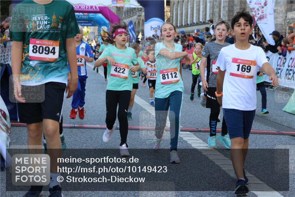 06.09.2026 - CURREX Alsterlauf Strokosch-Dieckow http://msf.ph/oto/10149423 06.09.2026 10:53:51 Ziel 164, 169, 172, 177, 185, 208, 214, 286, 320, 334, 354, 362, 389, 401, 404, 418, 422, 442, 8094, 8101, 8112, 8123, 8196, 8221, 8252 meine-sportfotos.de