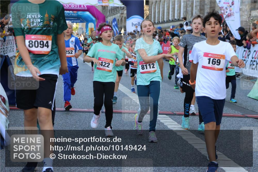 06.09.2026 - CURREX Alsterlauf Strokosch-Dieckow http://msf.ph/oto/10149424 06.09.2026 10:53:51 Ziel 164, 169, 172, 177, 185, 208, 214, 286, 320, 334, 354, 362, 389, 401, 404, 418, 422, 442, 8094, 8101, 8112, 8123, 8196, 8221, 8252 meine-sportfotos.de