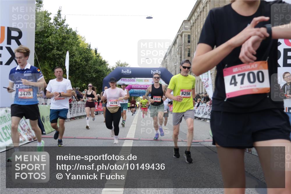 06.09.2026 - CURREX Alsterlauf Yannick Fuchs http://msf.ph/oto/10149436 06.09.2026 09:50:23 Ziel 2453, 2720, 2878, 3044, 3333, 3455, 3475, 3488, 4541, 4568, 4700, 4840, 5006, 5264, 5326, 5631, 5949, 6248, 8156, 8256, 8278 meine-sportfotos.de
