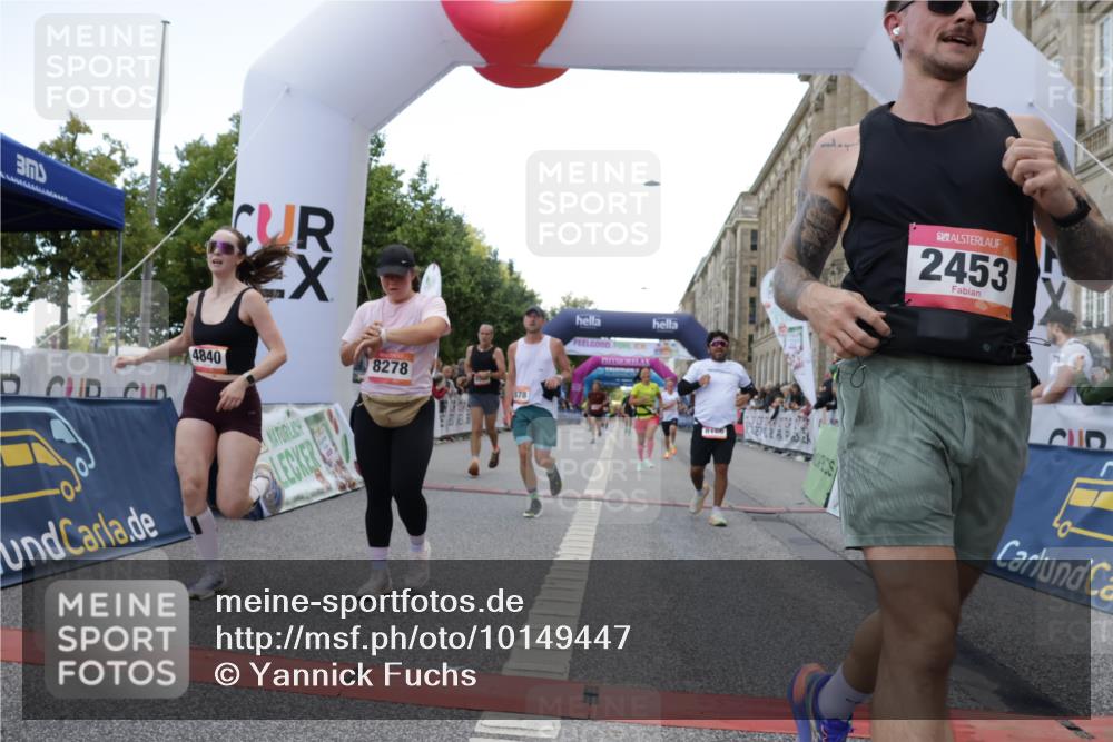 06.09.2026 - CURREX Alsterlauf Yannick Fuchs http://msf.ph/oto/10149447 06.09.2026 09:50:25 Ziel 2411, 2453, 2720, 2878, 3044, 3333, 3455, 3475, 3488, 4541, 4568, 4700, 4755, 4840, 5006, 5264, 5326, 5631, 5946, 5949, 6248, 6427, 8156, 8256, 8278 meine-sportfotos.de