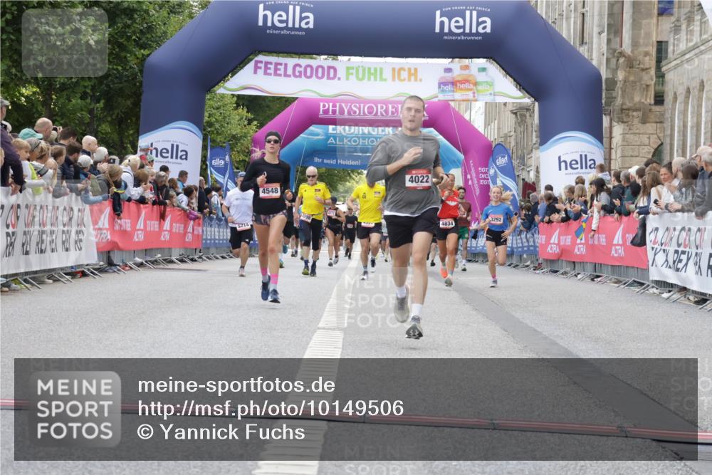 06.09.2026 - CURREX Alsterlauf Yannick Fuchs http://msf.ph/oto/10149506 06.09.2026 09:50:40 Ziel 2506, 2937, 3402, 4022, 4548, 4897, 5274, 5299, 8160 meine-sportfotos.de