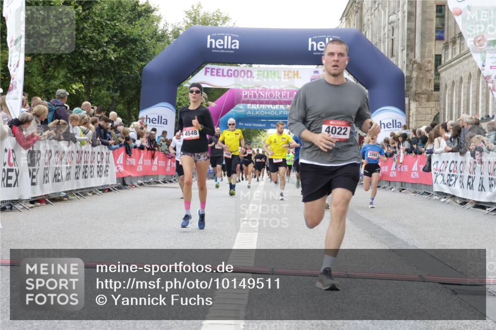 06.09.2026 - CURREX Alsterlauf Yannick Fuchs http://msf.ph/oto/10149511 06.09.2026 09:50:42 Ziel 2937, 3292, 3402, 4022, 4548, 4834, 4998, 5178, 5274, 5714, 8160 meine-sportfotos.de