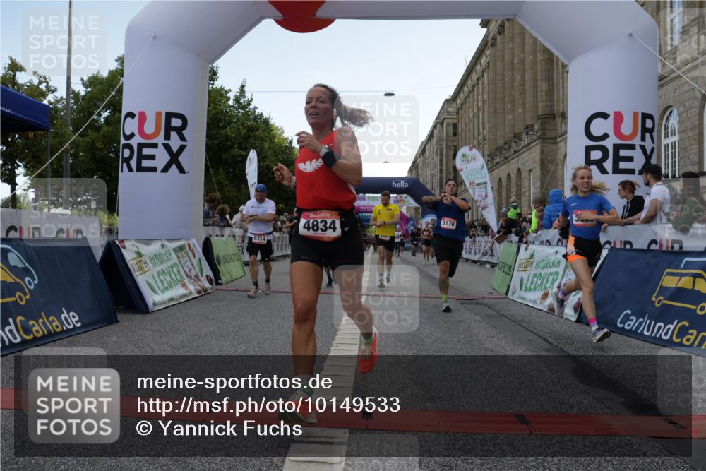 06.09.2026 - CURREX Alsterlauf Yannick Fuchs http://msf.ph/oto/10149533 06.09.2026 09:50:47 Ziel 3073, 3292, 3423, 4022, 4371, 4548, 4556, 4834, 4997, 4998, 5178, 5282, 5714, 8160, 8277 meine-sportfotos.de