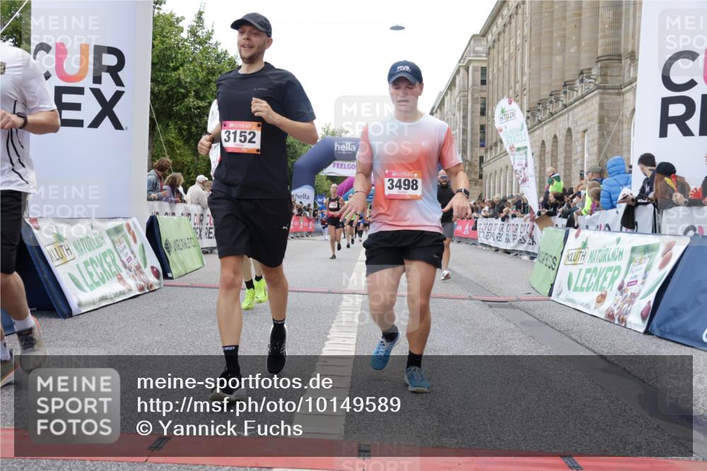06.09.2026 - CURREX Alsterlauf Yannick Fuchs http://msf.ph/oto/10149589 06.09.2026 09:50:58 Ziel 2008, 2200, 2594, 2803, 3073, 3152, 3279, 3423, 3468, 3498, 3664, 3700, 4070, 4317, 4687, 5101, 5102, 5480, 6182, 6277 meine-sportfotos.de