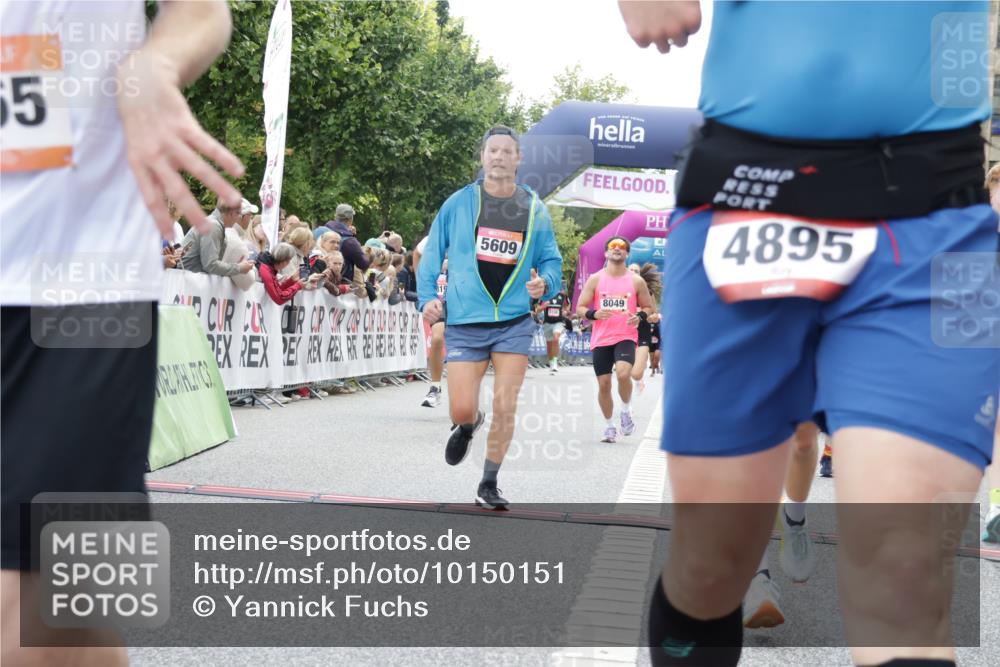 06.09.2026 - CURREX Alsterlauf Yannick Fuchs http://msf.ph/oto/10150151 06.09.2026 09:51:08 Ziel 2200, 2344, 2358, 3237, 3279, 3664, 3700, 4681, 4895, 5365, 5551, 5609, 5642, 5977, 6204, 8049, 8195 meine-sportfotos.de