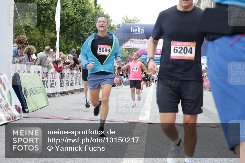 06.09.2026 - CURREX Alsterlauf Yannick Fuchs http://msf.ph/oto/10150217 06.09.2026 09:51:08 Ziel 2200, 2344, 2358, 3237, 3279, 3664, 3700, 4681, 4895, 5365, 5551, 5609, 5642, 5977, 6204, 8049, 8195 meine-sportfotos.de