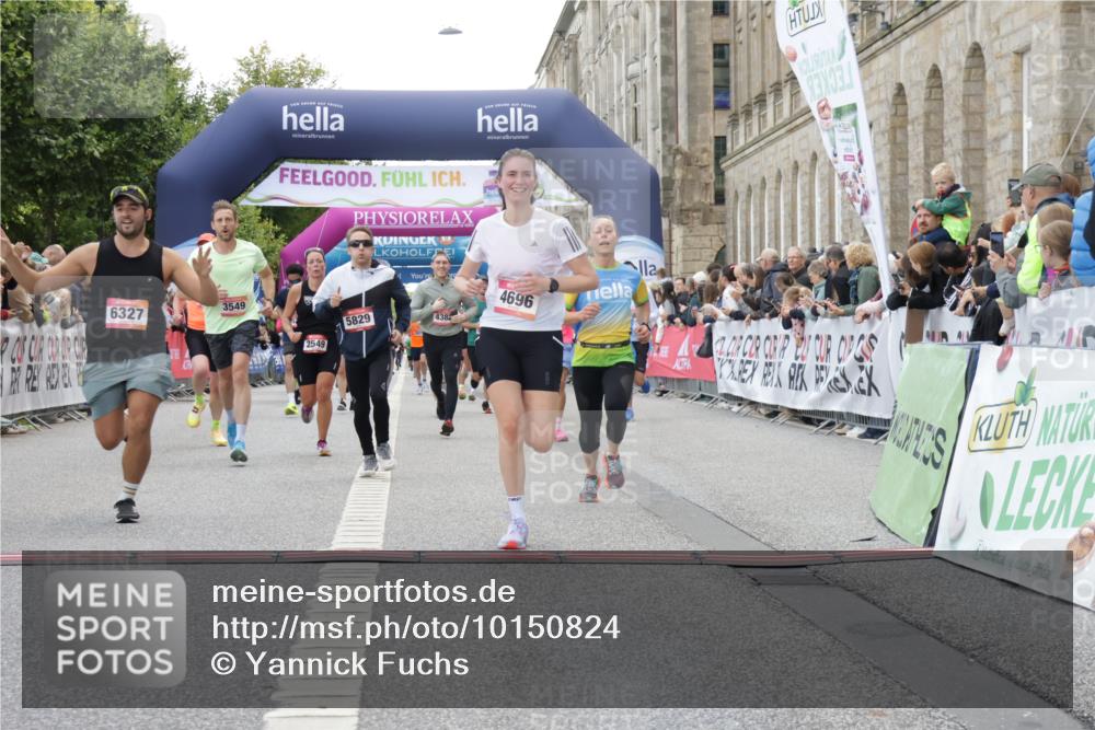 06.09.2026 - CURREX Alsterlauf Yannick Fuchs http://msf.ph/oto/10150824 06.09.2026 09:51:16 Ziel 2358, 2434, 2549, 3237, 3549, 4381, 4382, 4681, 4696, 5829, 5885, 6190, 6327, 6399, 8049, 8195 meine-sportfotos.de