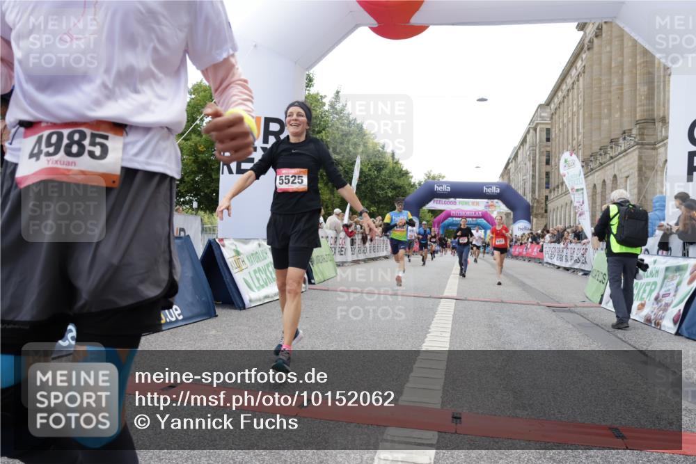 06.09.2026 - CURREX Alsterlauf Yannick Fuchs http://msf.ph/oto/10152062 06.09.2026 09:51:41 Ziel 2542, 3733, 4210, 4427, 4729, 4985, 4987, 5230, 5525, 5596, 5814, 5847, 6405, 6411, 6453, 8085, 8332 meine-sportfotos.de