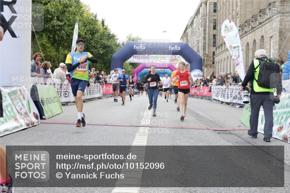 06.09.2026 - CURREX Alsterlauf Yannick Fuchs http://msf.ph/oto/10152096 06.09.2026 09:51:42 Ziel 2542, 3465, 4210, 4267, 4268, 4427, 4729, 4985, 4987, 5525, 5596, 5814, 5847, 6405, 6411, 6453, 8085, 8332 meine-sportfotos.de