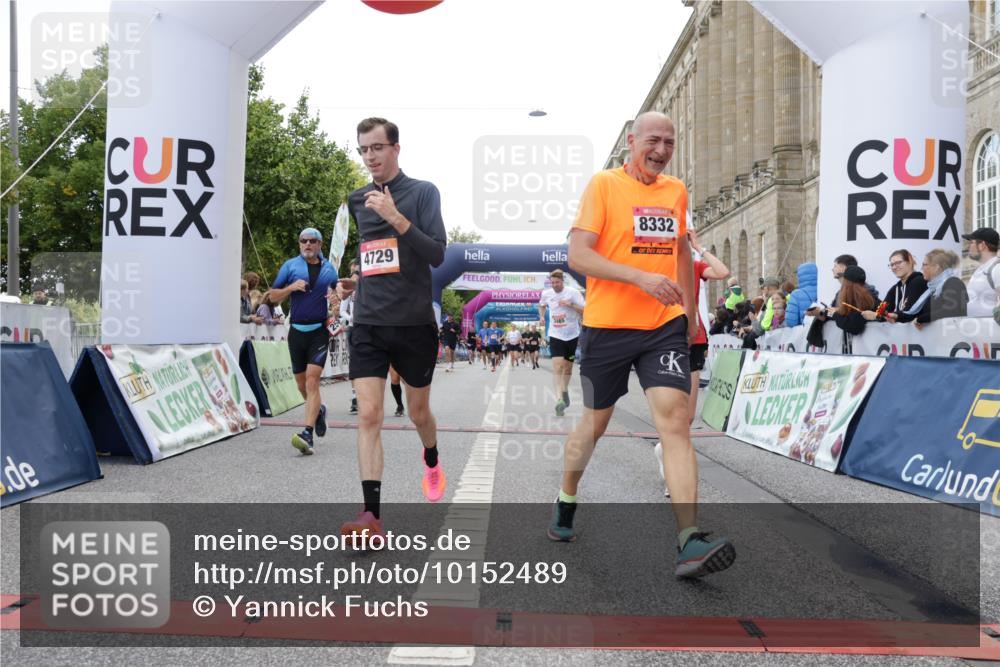 06.09.2026 - CURREX Alsterlauf Yannick Fuchs http://msf.ph/oto/10152489 06.09.2026 09:51:46 Ziel 2542, 3465, 4210, 4267, 4268, 4427, 4729, 4985, 5525, 6023, 6405, 6453, 8332 meine-sportfotos.de