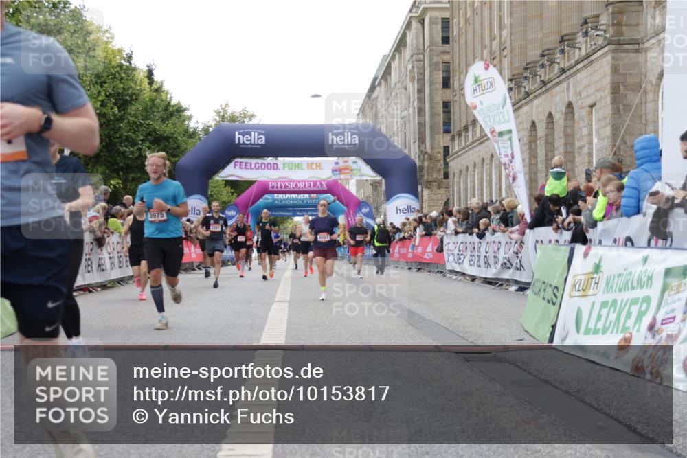 06.09.2026 - CURREX Alsterlauf Yannick Fuchs http://msf.ph/oto/10153817 06.09.2026 09:52:06 Ziel 3301, 3839, 3975, 4250, 4567, 5321, 5862, 5881, 6092, 6206, 8280 meine-sportfotos.de