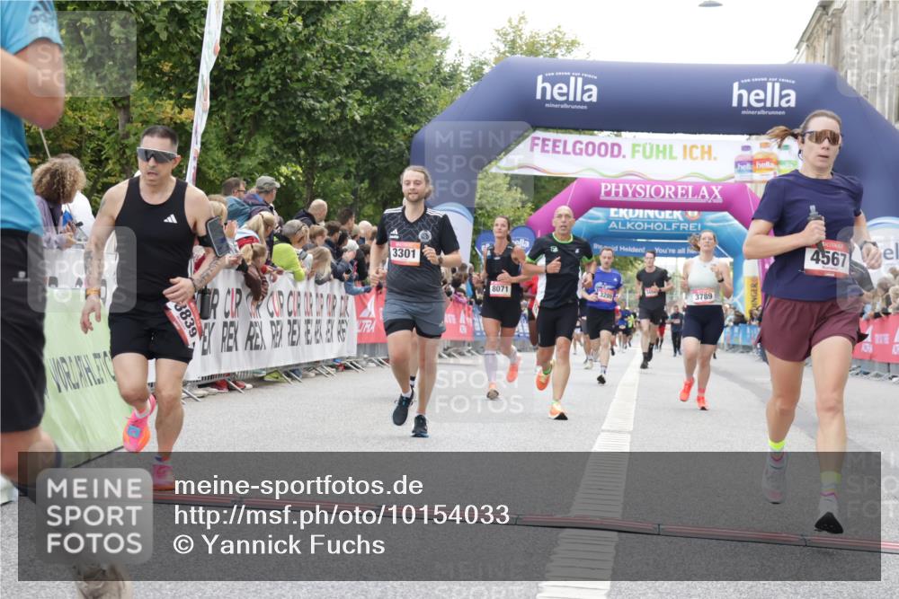 06.09.2026 - CURREX Alsterlauf Yannick Fuchs http://msf.ph/oto/10154033 06.09.2026 09:52:08 Ziel 2118, 2284, 3301, 3789, 3839, 3975, 4250, 4462, 4567, 5321, 5862, 5881, 6092, 6206, 8071, 8280 meine-sportfotos.de