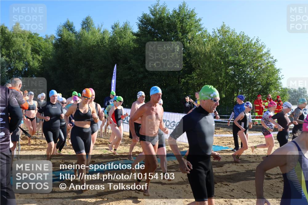 06.09.2026 - 20. Norderstedt Triathlon Andreas Tolksdorf http://msf.ph/oto/10154103 06.09.2026 10:00:00 Schwimmen 1193, 1194, 1195, 1197, 1198, 1199, 1201, 1203, 1204, 1205, 1206, 1208, 1209, 1211, 1212, 1214, 1215, 1216, 1217, 1219, 1220, 1222, 1223, 1227, 1228, 1229, 1230, 1231, 1232, 1233, 1234, 1235, 1236, 1237, 1238, 1488, 1489, 1490, 1491, 1494, 1496, 1498, 1500, 1501, 1502, 1503, 1504, 1505, 1506, 1507, 1508, 1510, 1511, 1513 meine-sportfotos.de