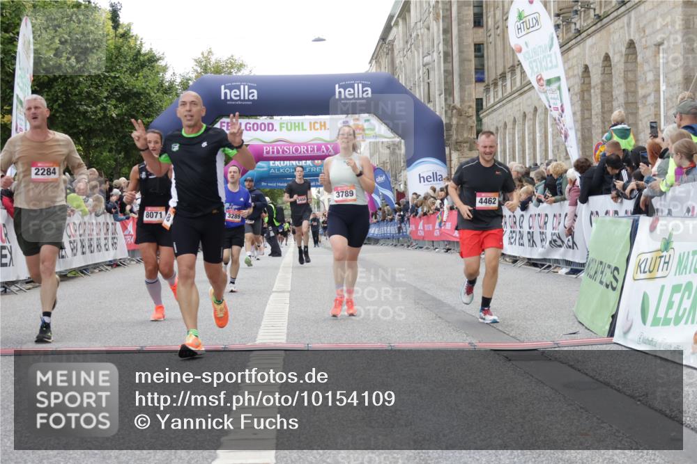 06.09.2026 - CURREX Alsterlauf Yannick Fuchs http://msf.ph/oto/10154109 06.09.2026 09:52:11 Ziel 2118, 2191, 2284, 2758, 3289, 3301, 3450, 3789, 3839, 3975, 4250, 4462, 4567, 5321, 5881, 8071 meine-sportfotos.de