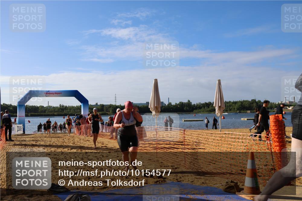 06.09.2026 - 20. Norderstedt Triathlon Andreas Tolksdorf http://msf.ph/oto/10154577 06.09.2026 10:06:02 Schwimmen 1195, 1197, 1215, 1223, 1491, 1504 meine-sportfotos.de