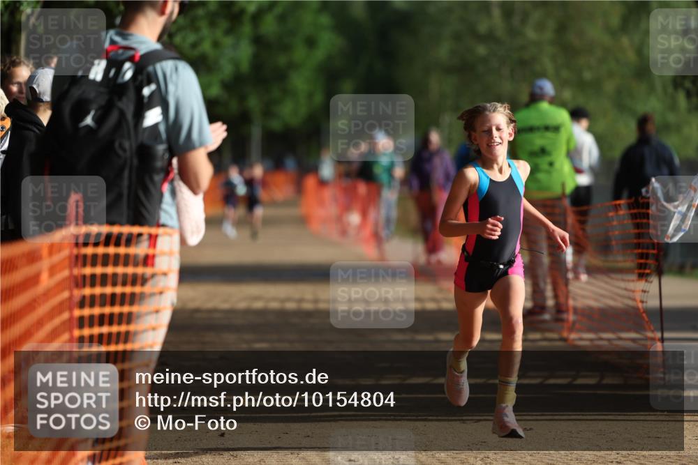 06.09.2026 - 20. Norderstedt Triathlon Mo-Foto http://msf.ph/oto/10154804 06.09.2026 09:11:32 Laufen 44, 47 meine-sportfotos.de