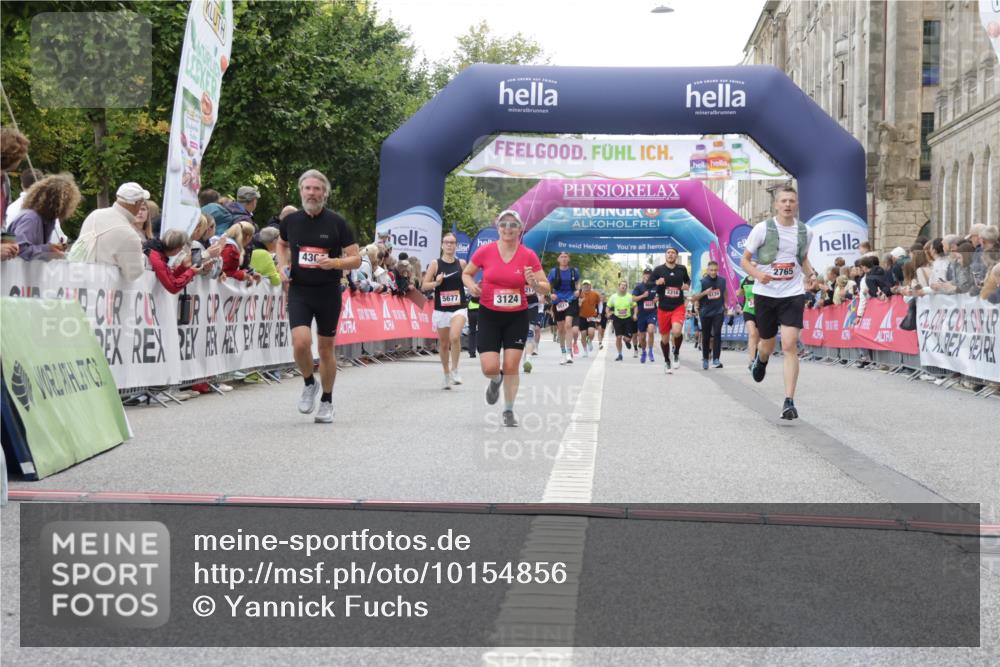 06.09.2026 - CURREX Alsterlauf Yannick Fuchs http://msf.ph/oto/10154856 06.09.2026 09:52:21 Ziel 2191, 2758, 2765, 3124, 3289, 3450, 4301, 5129, 5287, 5677 meine-sportfotos.de