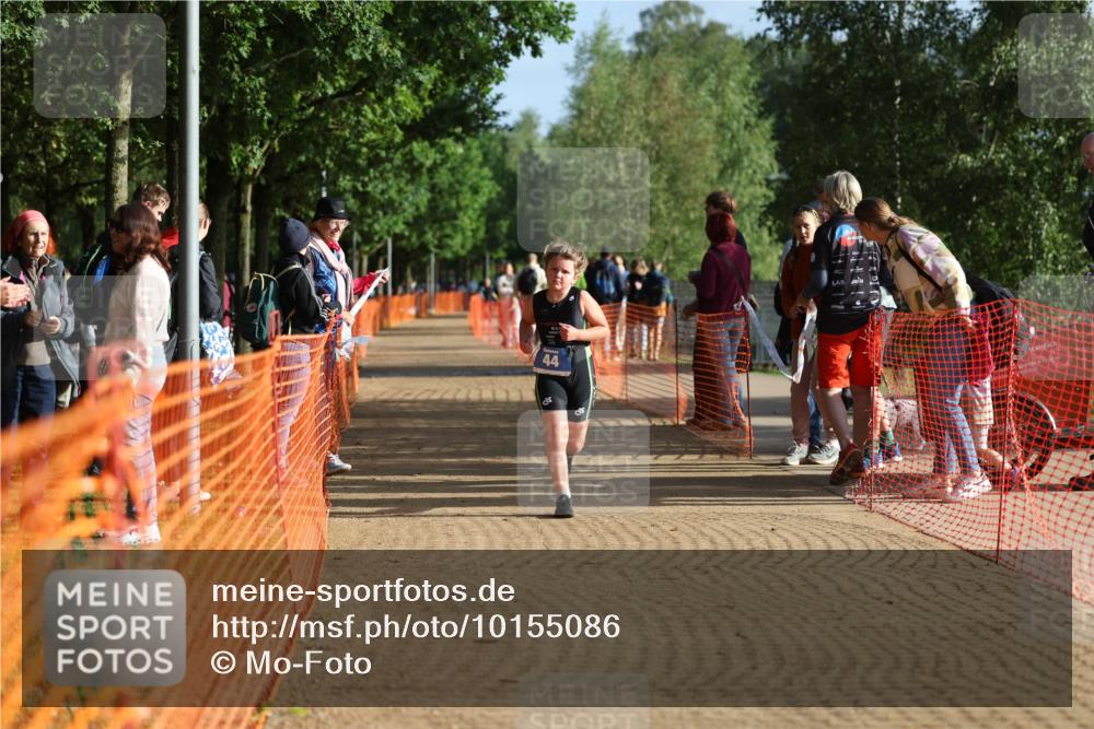 06.09.2026 - 20. Norderstedt Triathlon Mo-Foto http://msf.ph/oto/10155086 06.09.2026 09:12:32 Laufen 44, 18 meine-sportfotos.de