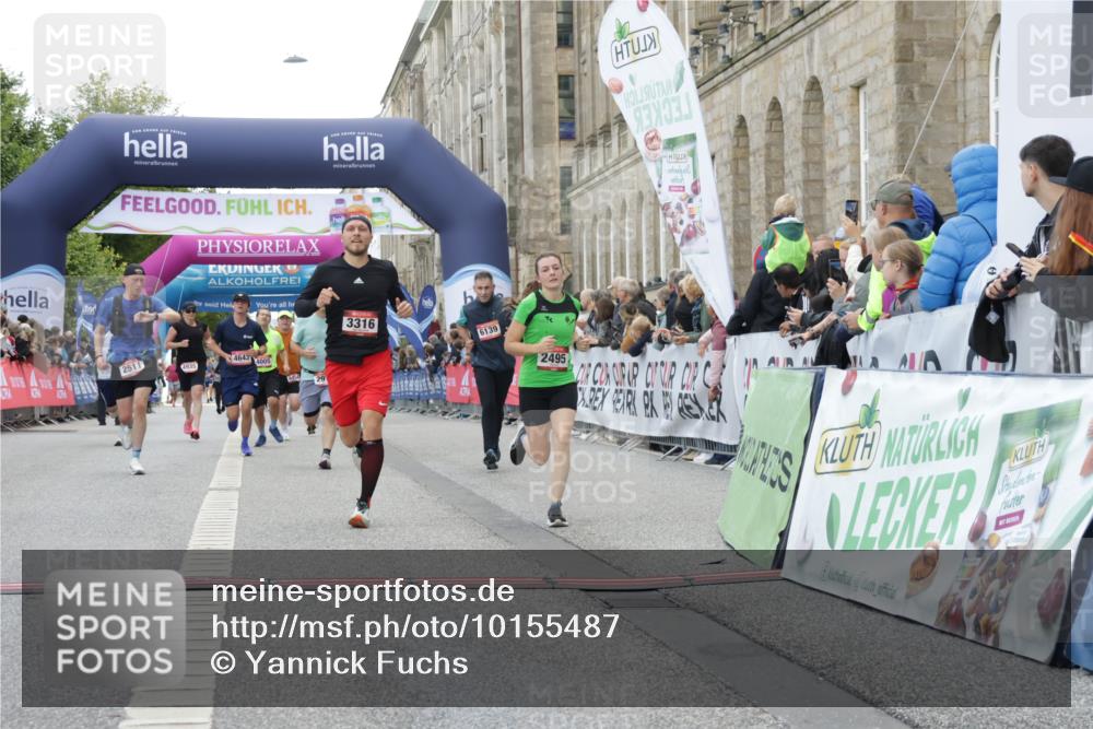 06.09.2026 - CURREX Alsterlauf Yannick Fuchs http://msf.ph/oto/10155487 06.09.2026 09:52:25 Ziel 2495, 2511, 2765, 2970, 3124, 3217, 3316, 4005, 4301, 4643, 5129, 5287, 5323, 5677, 6139 meine-sportfotos.de