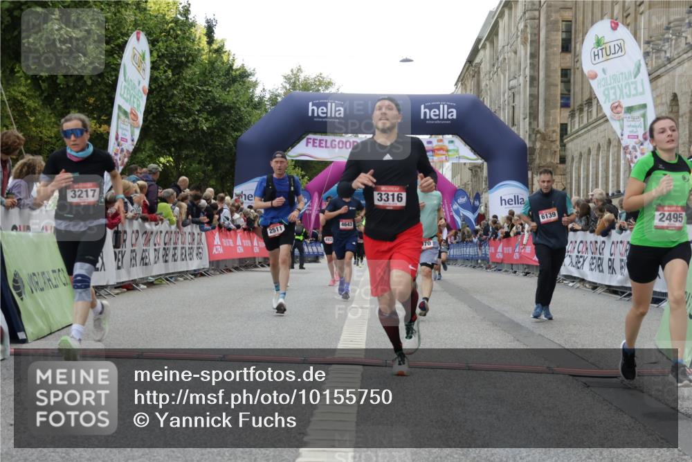 06.09.2026 - CURREX Alsterlauf Yannick Fuchs http://msf.ph/oto/10155750 06.09.2026 09:52:27 Ziel 2495, 2511, 2765, 2970, 3124, 3217, 3316, 4005, 4301, 4643, 4935, 5294, 5323, 5454, 5677, 6139 meine-sportfotos.de