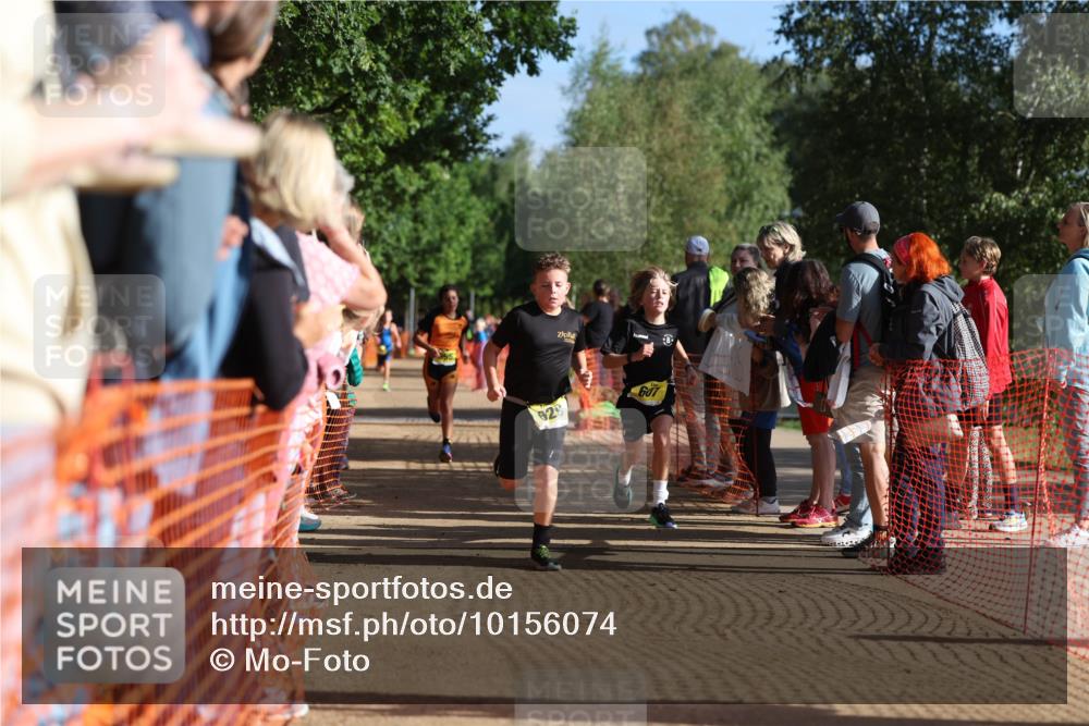 06.09.2026 - 20. Norderstedt Triathlon Mo-Foto http://msf.ph/oto/10156074 06.09.2026 09:43:01 Laufen 629, 607, 611, 611, 634, 634, 656, 656, 697, 697, 698 meine-sportfotos.de