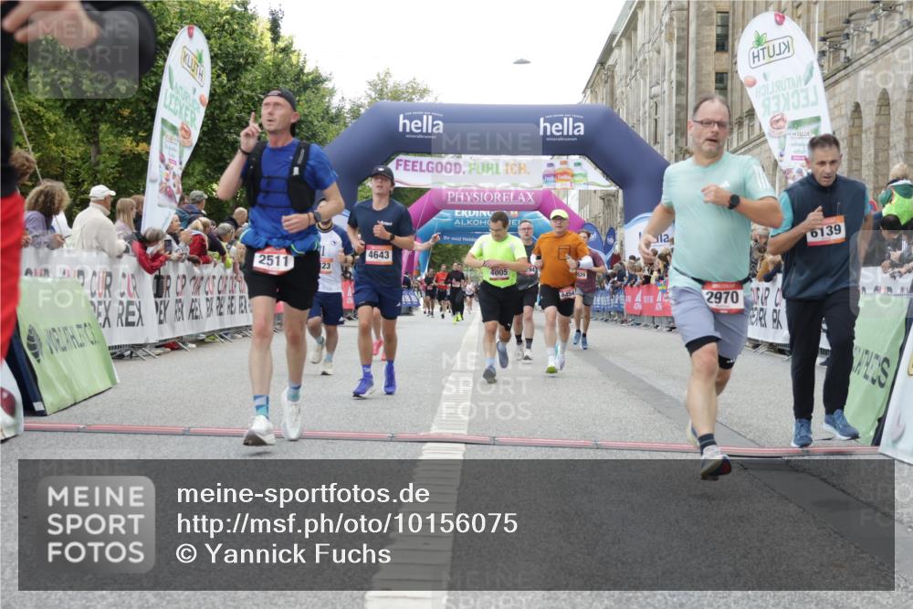 06.09.2026 - CURREX Alsterlauf Yannick Fuchs http://msf.ph/oto/10156075 06.09.2026 09:52:28 Ziel 2495, 2511, 2529, 2765, 2970, 3124, 3217, 3316, 4005, 4301, 4643, 4935, 5294, 5323, 5454, 5677, 6139 meine-sportfotos.de