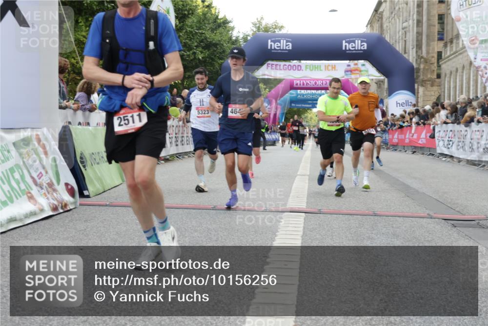 06.09.2026 - CURREX Alsterlauf Yannick Fuchs http://msf.ph/oto/10156256 06.09.2026 09:52:29 Ziel 2495, 2511, 2529, 2765, 2970, 3124, 3217, 3316, 4005, 4301, 4643, 4935, 5294, 5323, 5454, 5677, 6139 meine-sportfotos.de