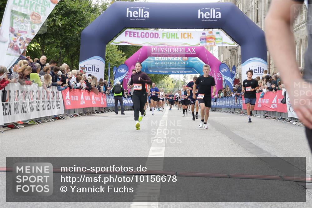 06.09.2026 - CURREX Alsterlauf Yannick Fuchs http://msf.ph/oto/10156678 06.09.2026 09:52:34 Ziel 2495, 2511, 2529, 2970, 3058, 3217, 3316, 3471, 4005, 4643, 4935, 5294, 5323, 5454, 6139 meine-sportfotos.de
