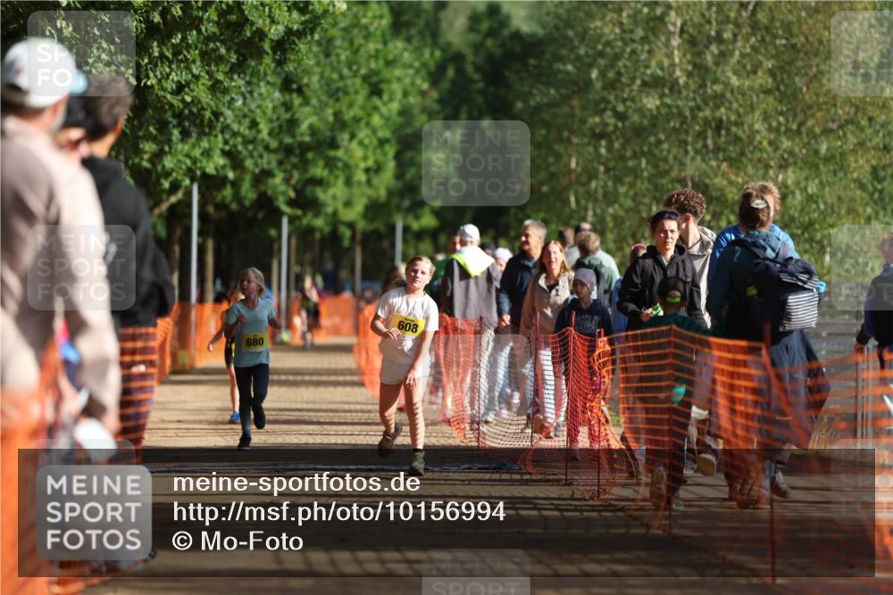 06.09.2026 - 20. Norderstedt Triathlon Mo-Foto http://msf.ph/oto/10156994 06.09.2026 09:46:30 Laufen 608, 680, 679, 679 meine-sportfotos.de