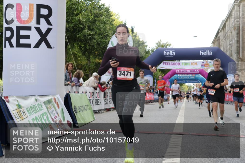 06.09.2026 - CURREX Alsterlauf Yannick Fuchs http://msf.ph/oto/10157049 06.09.2026 09:52:37 Ziel 2529, 2936, 3058, 3380, 3471, 4005, 4375, 4643, 4826, 4935, 5294, 5323, 5454, 5750, 5928, 8226 meine-sportfotos.de