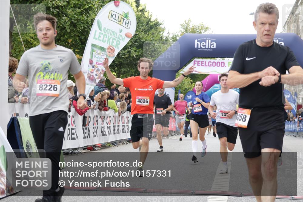 06.09.2026 - CURREX Alsterlauf Yannick Fuchs http://msf.ph/oto/10157331 06.09.2026 09:52:40 Ziel 2529, 2936, 3058, 3380, 3471, 3808, 4375, 4457, 4826, 5750, 5928, 8226 meine-sportfotos.de