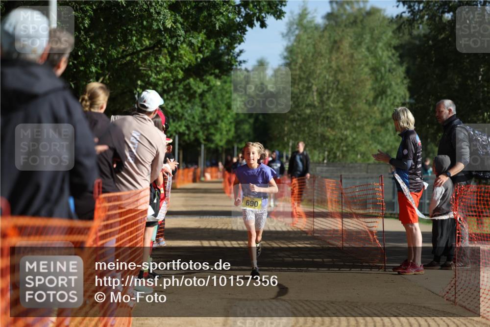 06.09.2026 - 20. Norderstedt Triathlon Mo-Foto http://msf.ph/oto/10157356 06.09.2026 09:47:52 Laufen 690, 639, 639, 684, 684 meine-sportfotos.de