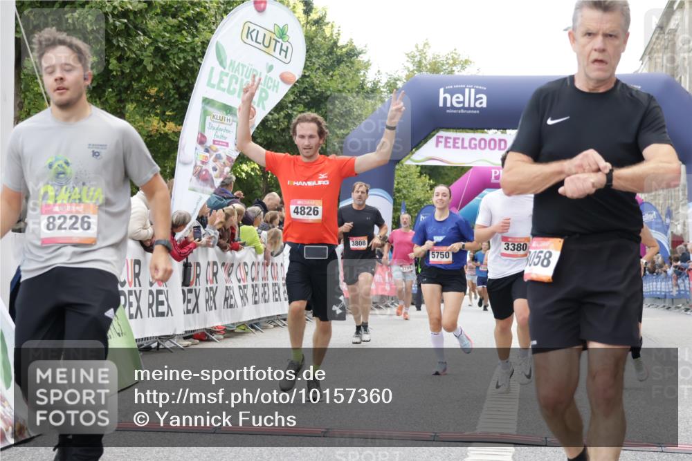 06.09.2026 - CURREX Alsterlauf Yannick Fuchs http://msf.ph/oto/10157360 06.09.2026 09:52:40 Ziel 2529, 2936, 3058, 3380, 3471, 3808, 4375, 4457, 4826, 5750, 5928, 8226 meine-sportfotos.de
