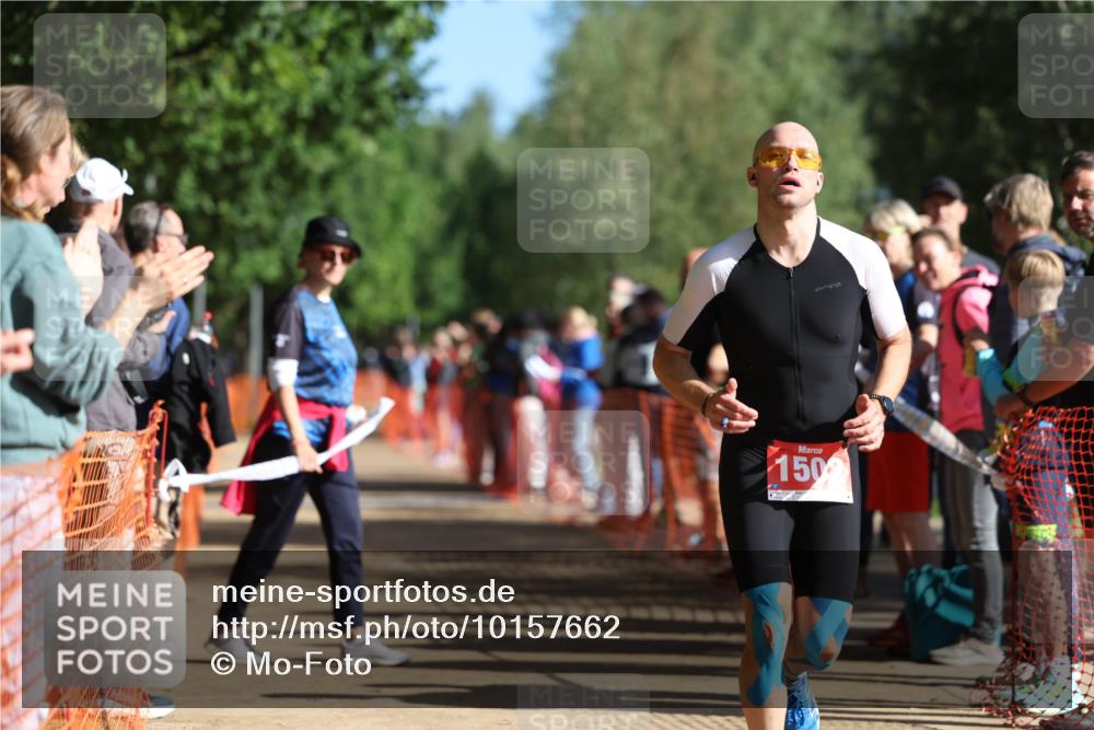 06.09.2026 - 20. Norderstedt Triathlon Mo-Foto http://msf.ph/oto/10157662 06.09.2026 10:30:47 Laufen 1502, 1204, 1204, 1488, 1488 meine-sportfotos.de