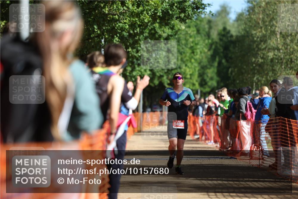 06.09.2026 - 20. Norderstedt Triathlon Mo-Foto http://msf.ph/oto/10157680 06.09.2026 10:31:11 Laufen 1498, 1489, 1489 meine-sportfotos.de