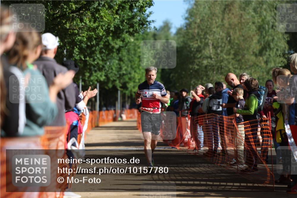 06.09.2026 - 20. Norderstedt Triathlon Mo-Foto http://msf.ph/oto/10157780 06.09.2026 10:31:44 Laufen 1238, 1238 meine-sportfotos.de