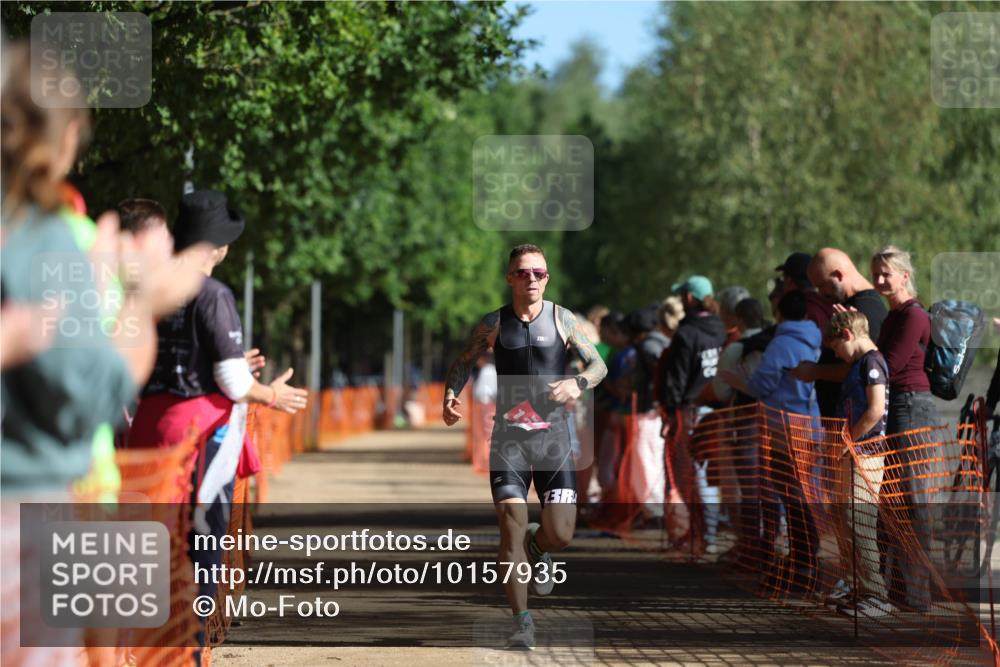 06.09.2026 - 20. Norderstedt Triathlon Mo-Foto http://msf.ph/oto/10157935 06.09.2026 10:32:27 Laufen 13 meine-sportfotos.de