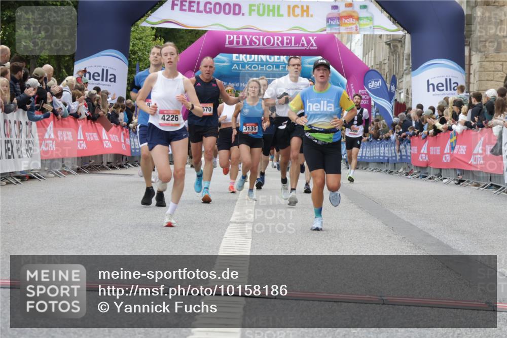 06.09.2026 - CURREX Alsterlauf Yannick Fuchs http://msf.ph/oto/10158186 06.09.2026 09:52:48 Ziel 2510, 2799, 2936, 3135, 3380, 3808, 4226, 4457, 4570, 4826, 5750, 6232, 8324 meine-sportfotos.de