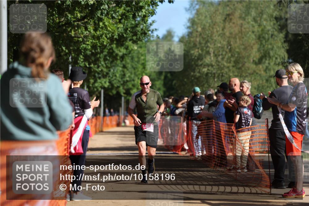 06.09.2026 - 20. Norderstedt Triathlon Mo-Foto http://msf.ph/oto/10158196 06.09.2026 10:33:51 Laufen 19, 120, 1211, 1211 meine-sportfotos.de
