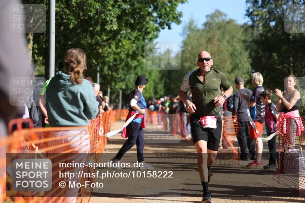 06.09.2026 - 20. Norderstedt Triathlon Mo-Foto http://msf.ph/oto/10158222 06.09.2026 10:33:54 Laufen 1211, 1211 meine-sportfotos.de