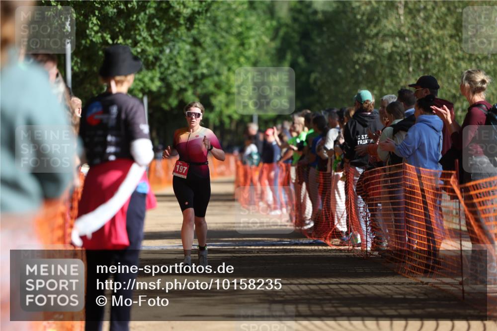 06.09.2026 - 20. Norderstedt Triathlon Mo-Foto http://msf.ph/oto/10158235 06.09.2026 10:34:07 Laufen 197, 1197, 1197 meine-sportfotos.de