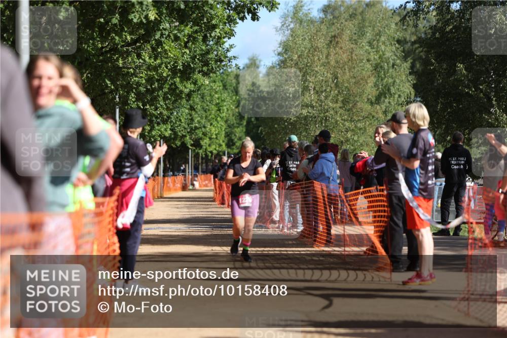 06.09.2026 - 20. Norderstedt Triathlon Mo-Foto http://msf.ph/oto/10158408 06.09.2026 10:35:11 Laufen 1233 meine-sportfotos.de