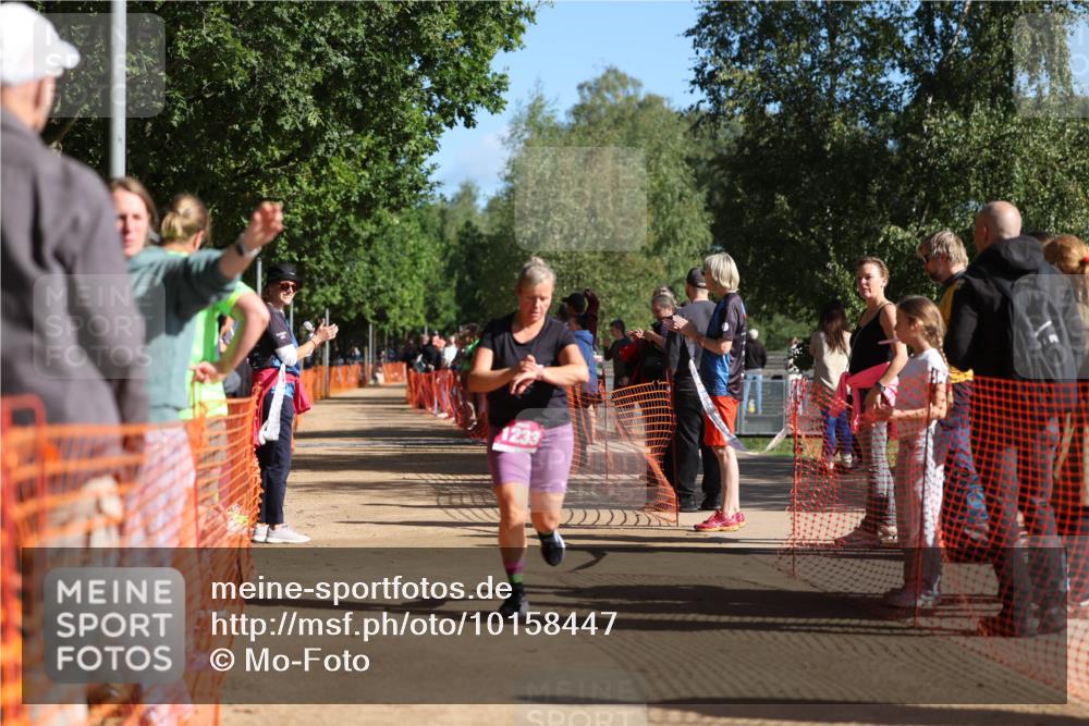 06.09.2026 - 20. Norderstedt Triathlon Mo-Foto http://msf.ph/oto/10158447 06.09.2026 10:35:14 Laufen 1233, 1233 meine-sportfotos.de