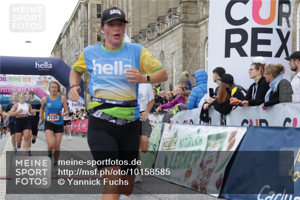 06.09.2026 - CURREX Alsterlauf Yannick Fuchs http://msf.ph/oto/10158585 06.09.2026 09:52:51 Ziel 2438, 2465, 2510, 2799, 3135, 3808, 3954, 3971, 4226, 4457, 4570, 6232, 8025, 8324 meine-sportfotos.de