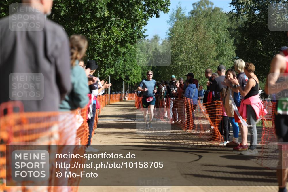 06.09.2026 - 20. Norderstedt Triathlon Mo-Foto http://msf.ph/oto/10158705 06.09.2026 10:36:27 Laufen 1223, 737, 1223, 1223, 1494, 1494 meine-sportfotos.de