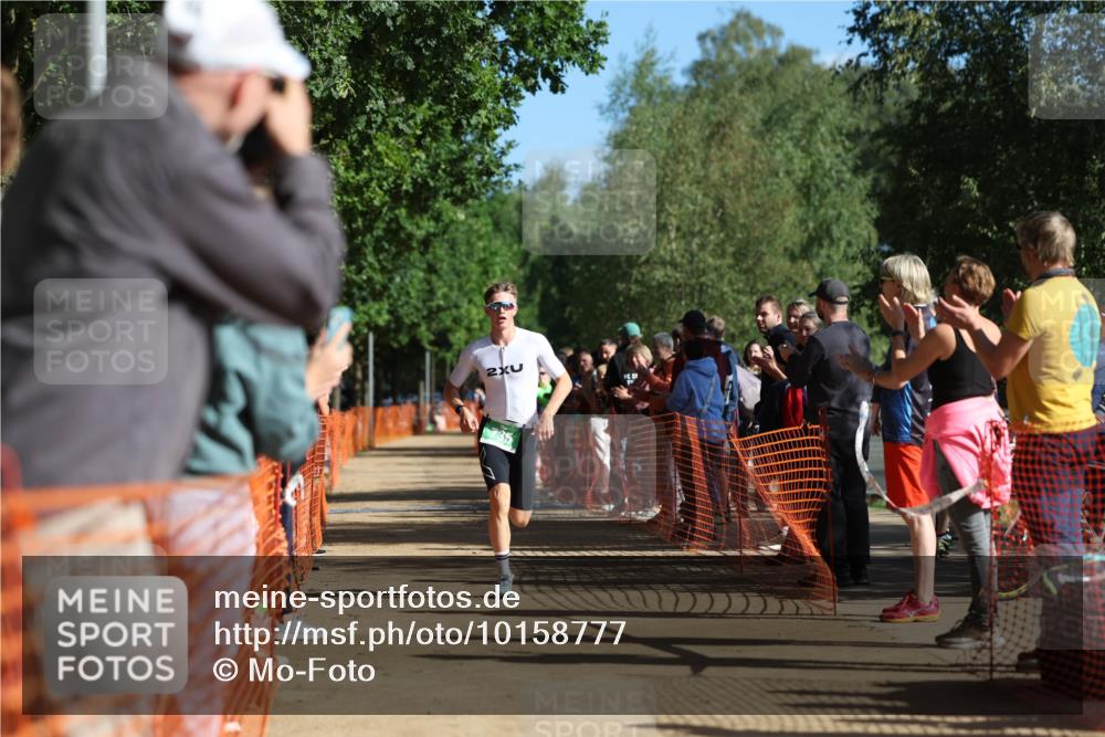 06.09.2026 - 20. Norderstedt Triathlon Mo-Foto http://msf.ph/oto/10158777 06.09.2026 10:36:49 Laufen 2, 735 meine-sportfotos.de
