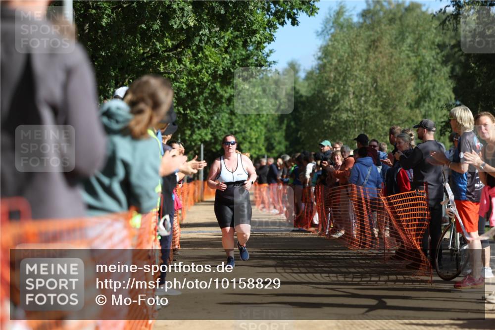 06.09.2026 - 20. Norderstedt Triathlon Mo-Foto http://msf.ph/oto/10158829 06.09.2026 10:36:57 Laufen 735, 1215, 1215 meine-sportfotos.de